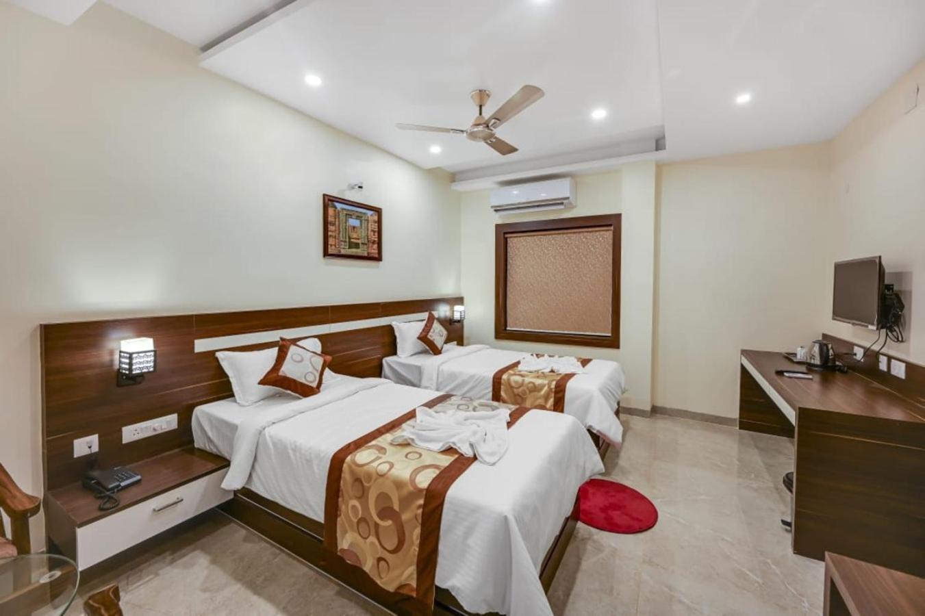 Hotel Sj Pride Bhubaneswar Exterior foto